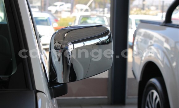 Buy Used Nissan Hardbody White Car in Gobabis in Omaheke Buy Used Nissan Hardbody White Car in Gobabis in Omaheke