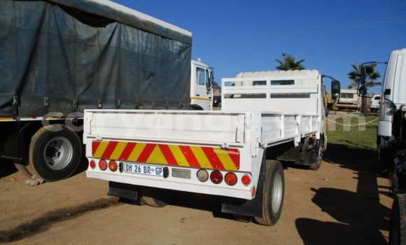 Buy Used Hino 300 Series White Truck in Bethanien in Karas Buy Used Hino 300 Series White Truck in Bethanien in Karas