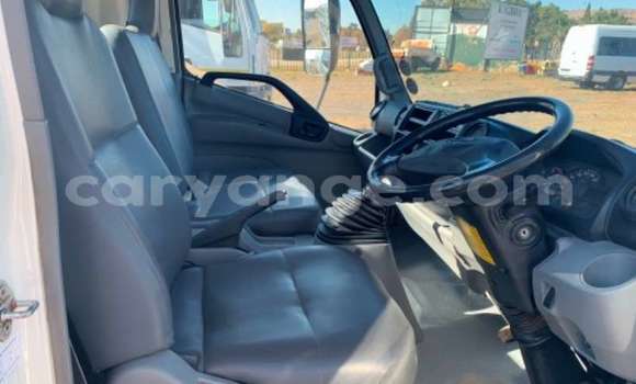 Buy Used Hino 300 Series White Truck in Bethanien in Karas Buy Used Hino 300 Series White Truck in Bethanien in Karas