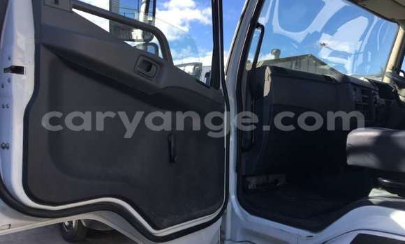 Buy Used Mitsubishi Van White Truck in Bethanien in Karas Buy Used Mitsubishi Van White Truck in Bethanien in Karas