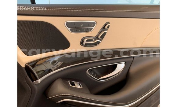 Acheter Import Voiture Mercedes-Benz 190 Blanc à Import - Dubai, Namibie Acheter Import Voiture Mercedes-Benz 190 Blanc à Import - Dubai, Namibie