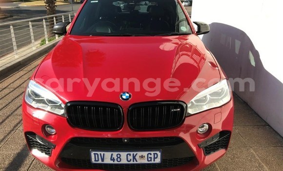 Acheter Occasion Voiture BMW X5 M Rouge à Gobabis, Omaheke Acheter Occasion Voiture BMW X5 M Rouge à Gobabis, Omaheke