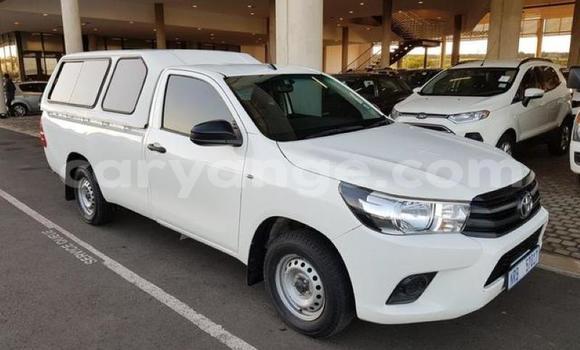 Buy Used Toyota Hilux White Car in Windhoek in Namibia Buy Used Toyota Hilux White Car in Windhoek in Namibia