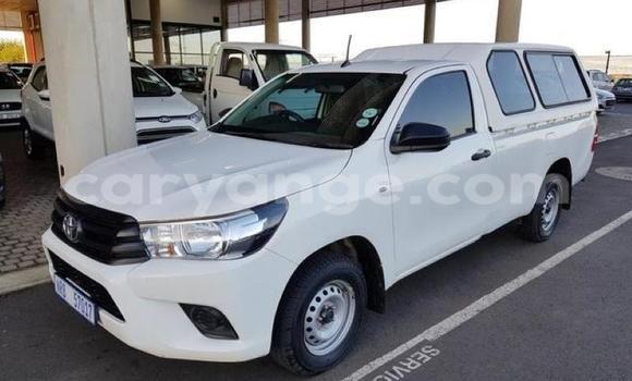 Buy Used Toyota Hilux White Car in Windhoek in Namibia Buy Used Toyota Hilux White Car in Windhoek in Namibia