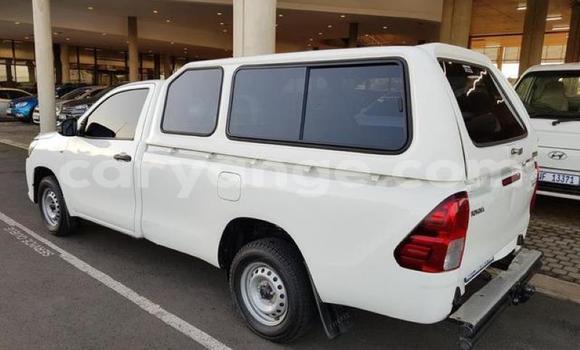 Buy Used Toyota Hilux White Car in Windhoek in Namibia Buy Used Toyota Hilux White Car in Windhoek in Namibia