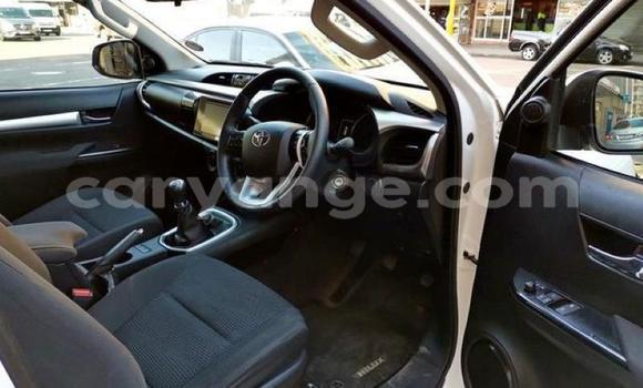 Buy Used Toyota Hilux White Car in Windhoek in Namibia Buy Used Toyota Hilux White Car in Windhoek in Namibia
