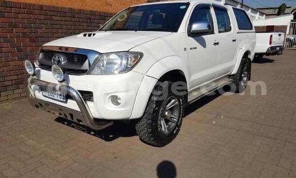 Buy Used Toyota Hilux White Car in Windhoek in Namibia Buy Used Toyota Hilux White Car in Windhoek in Namibia