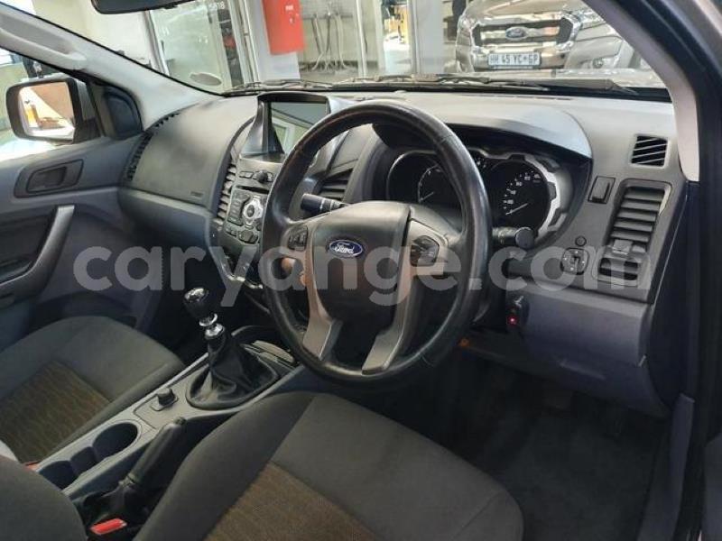 Big with watermark y7