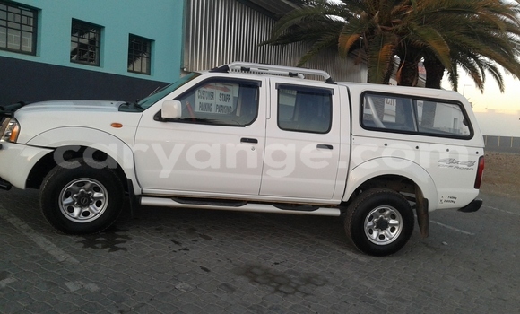 Acheter Occasion Voiture Nissan NP 300 Blanc à Windhoek, Namibie Acheter Occasion Voiture Nissan NP 300 Blanc à Windhoek, Namibie