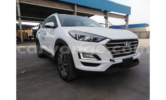 Buy Import Hyundai Tucson White Car in Import - Dubai in Namibia Buy Import Hyundai Tucson White Car in Import - Dubai in Namibia