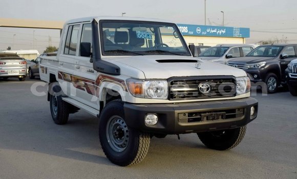 Buy Import Toyota Land Cruiser White Car in Import - Dubai in Namibia Buy Import Toyota Land Cruiser White Car in Import - Dubai in Namibia
