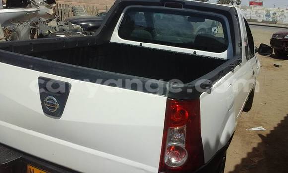 Acheter Occasion Voiture Nissan Pickup Blanc à Windhoek, Namibie Acheter Occasion Voiture Nissan Pickup Blanc à Windhoek, Namibie