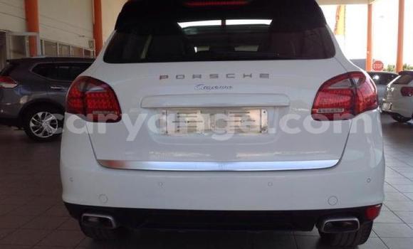 Buy Used Porsche Cayenne White Car in Karasburg in Karas Buy Used Porsche Cayenne White Car in Karasburg in Karas