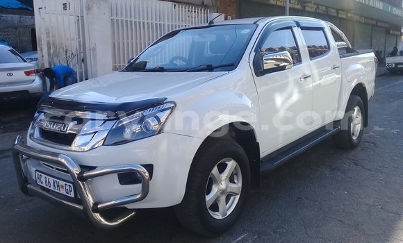 Acheter Occasion Voiture Isuzu KB Blanc à Gobabis, Omaheke Acheter Occasion Voiture Isuzu KB Blanc à Gobabis, Omaheke