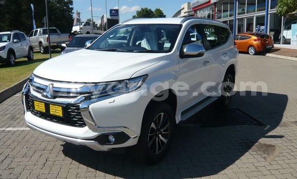 Buy Used Mitsubishi Pajero Sport White Car in Gobabis in Omaheke Buy Used Mitsubishi Pajero Sport White Car in Gobabis in Omaheke