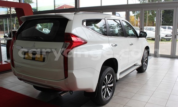Buy Used Mitsubishi Pajero Sport White Car in Gobabis in Omaheke Buy Used Mitsubishi Pajero Sport White Car in Gobabis in Omaheke