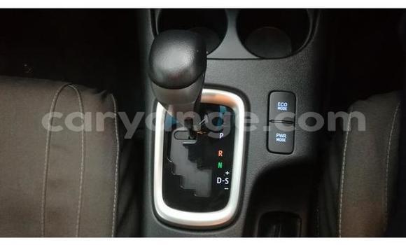 Buy Used Toyota Hilux White Car in Gobabis in Omaheke Buy Used Toyota Hilux White Car in Gobabis in Omaheke