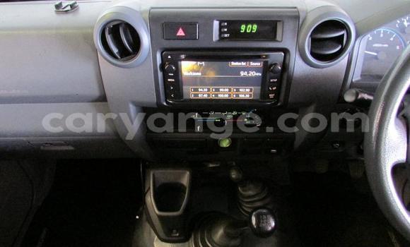 Buy Used Toyota Land Cruiser Silver Car in Gobabis in Omaheke Buy Used Toyota Land Cruiser Silver Car in Gobabis in Omaheke