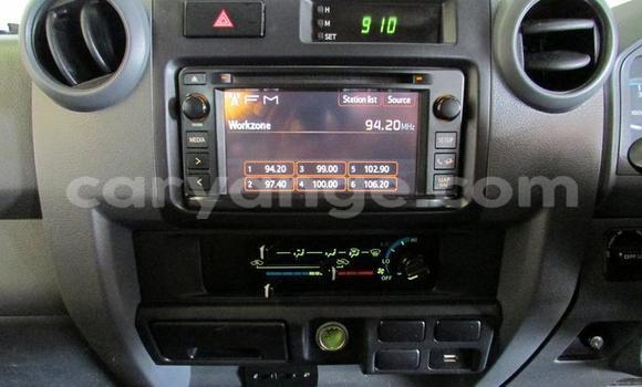 Buy Used Toyota Land Cruiser Silver Car in Gobabis in Omaheke Buy Used Toyota Land Cruiser Silver Car in Gobabis in Omaheke