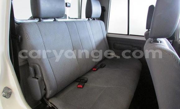 Buy Used Toyota Land Cruiser Silver Car in Gobabis in Omaheke Buy Used Toyota Land Cruiser Silver Car in Gobabis in Omaheke