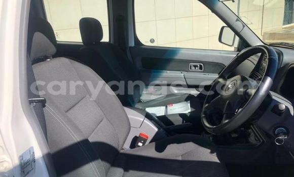 Acheter Occasion Voiture Nissan Hardbody Blanc à Karasburg, Karas Acheter Occasion Voiture Nissan Hardbody Blanc à Karasburg, Karas