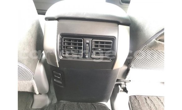 Acheter Import Voiture Toyota Land Cruiser Noir à Import - Dubai, Namibie Acheter Import Voiture Toyota Land Cruiser Noir à Import - Dubai, Namibie