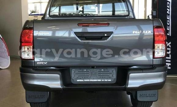 Acheter Occasion Voiture Toyota Hilux Gris à Gobabis, Omaheke Acheter Occasion Voiture Toyota Hilux Gris à Gobabis, Omaheke