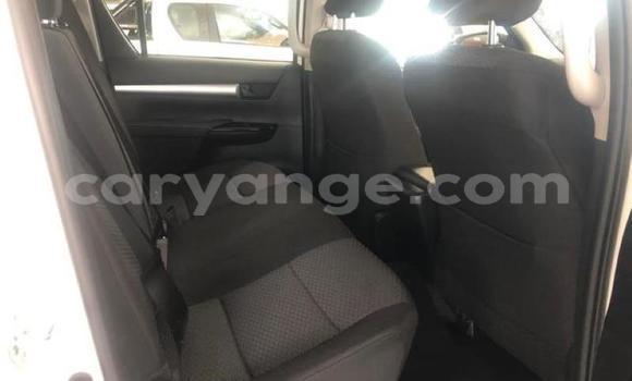 Buy Used Toyota Hilux White Car in Gobabis in Omaheke Buy Used Toyota Hilux White Car in Gobabis in Omaheke