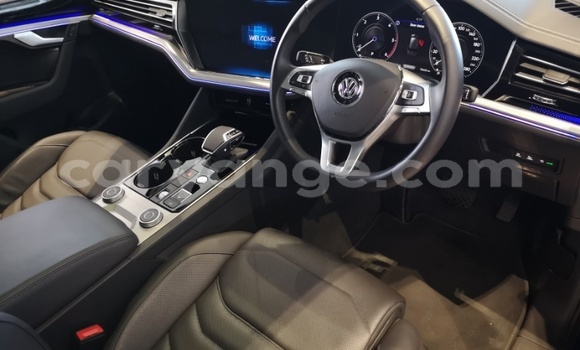 Acheter Occasion Voiture Volkswagen Touareg Bleu à Gobabis, Omaheke Acheter Occasion Voiture Volkswagen Touareg Bleu à Gobabis, Omaheke