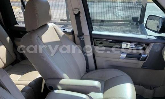 Acheter Occasion Voiture Land Rover Discovery Gris à Windhoek, Namibie Acheter Occasion Voiture Land Rover Discovery Gris à Windhoek, Namibie