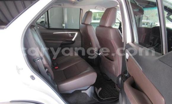 Buy Used Toyota Fortuner White Car in Windhoek in Namibia Buy Used Toyota Fortuner White Car in Windhoek in Namibia