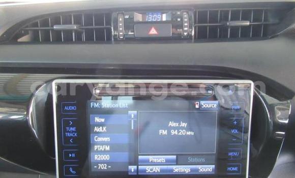 Acheter Occasion Voiture Toyota Hilux Blanc à Windhoek, Namibie Acheter Occasion Voiture Toyota Hilux Blanc à Windhoek, Namibie