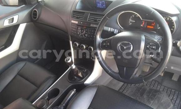 Acheter Occasion Voiture Mazda BT-50 Blanc à Windhoek, Namibie Acheter Occasion Voiture Mazda BT-50 Blanc à Windhoek, Namibie