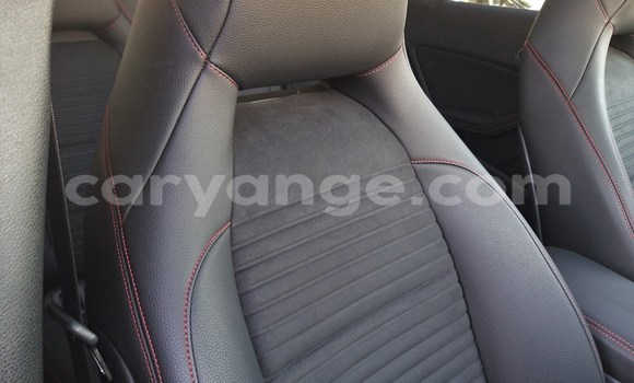 Acheter Occasion Voiture Mercedes-Benz 200 Blanc à Karasburg, Karas Acheter Occasion Voiture Mercedes-Benz 200 Blanc à Karasburg, Karas