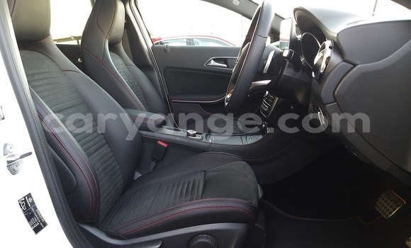 Acheter Occasion Voiture Mercedes-Benz 200 Blanc à Karasburg, Karas Acheter Occasion Voiture Mercedes-Benz 200 Blanc à Karasburg, Karas