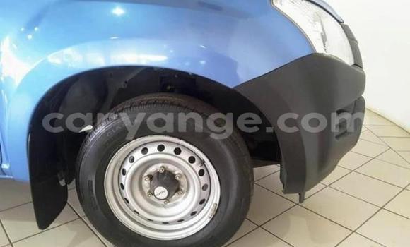 Acheter Occasion Voiture Isuzu KB Bleu à Windhoek, Namibie Acheter Occasion Voiture Isuzu KB Bleu à Windhoek, Namibie