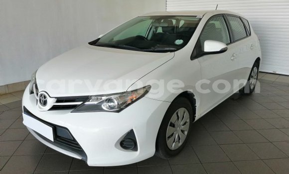 Buy Used Toyota Auris Silver Car in Windhoek in Namibia Buy Used Toyota Auris Silver Car in Windhoek in Namibia