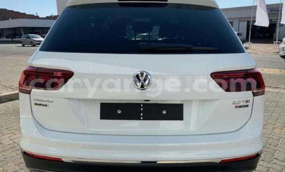 Acheter Occasion Voiture Volkswagen Tiguan Blanc à Windhoek, Namibie Acheter Occasion Voiture Volkswagen Tiguan Blanc à Windhoek, Namibie