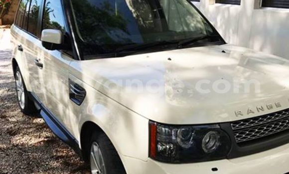 Buy Used Land Rover Range Rover White Car in Windhoek in Namibia
