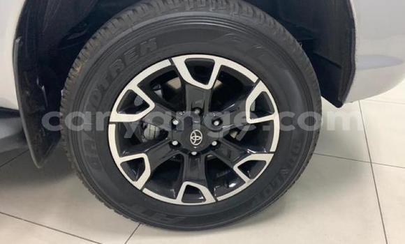 Acheter Occasion Voiture Toyota Hilux Gris à Gobabis, Omaheke Acheter Occasion Voiture Toyota Hilux Gris à Gobabis, Omaheke