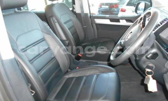 Buy Used Volkswagen Caravelle Silver Car in Warmbad in Karas Buy Used Volkswagen Caravelle Silver Car in Warmbad in Karas