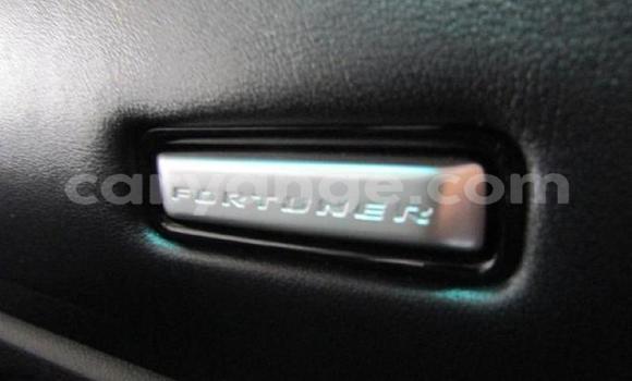 Acheter Occasion Voiture Toyota Fortuner Gris à Windhoek, Namibie Acheter Occasion Voiture Toyota Fortuner Gris à Windhoek, Namibie