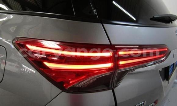 Acheter Occasion Voiture Toyota Fortuner Gris à Windhoek, Namibie Acheter Occasion Voiture Toyota Fortuner Gris à Windhoek, Namibie