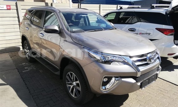 Buy Used Toyota Fortuner Silver Car in Gobabis in Omaheke Buy Used Toyota Fortuner Silver Car in Gobabis in Omaheke
