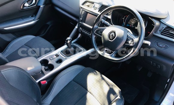 Buy Used Renault Kadjar White Car in Gobabis in Omaheke Buy Used Renault Kadjar White Car in Gobabis in Omaheke