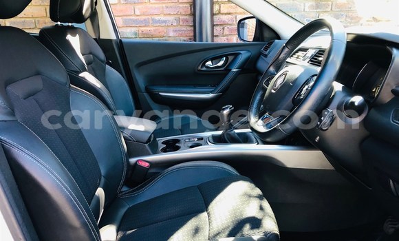 Buy Used Renault Kadjar White Car in Gobabis in Omaheke Buy Used Renault Kadjar White Car in Gobabis in Omaheke