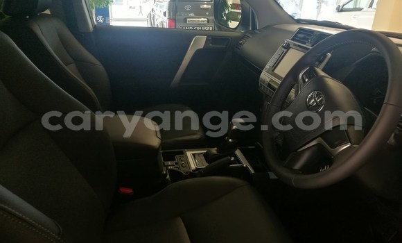 Acheter Occasion Voiture Toyota Prado Blanc à Karasburg, Karas Acheter Occasion Voiture Toyota Prado Blanc à Karasburg, Karas