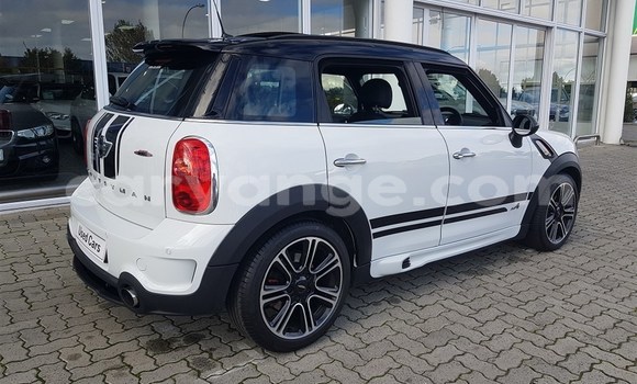 Buy Used Mini Countryman White Car in Karasburg in Karas Buy Used Mini Countryman White Car in Karasburg in Karas