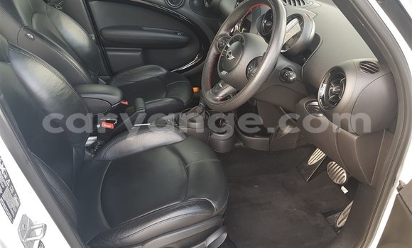Buy Used Mini Countryman White Car in Karasburg in Karas Buy Used Mini Countryman White Car in Karasburg in Karas