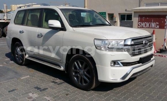 Buy Import Toyota Land Cruiser White Car in Import - Dubai in Namibia Buy Import Toyota Land Cruiser White Car in Import - Dubai in Namibia